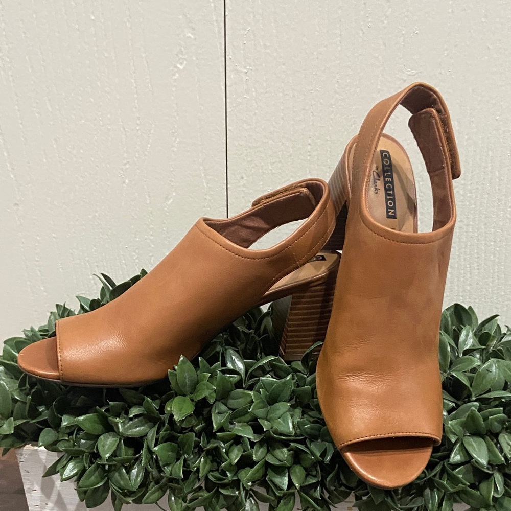 Clarks Women's Deva Jayleen Pump Size 7 NWT - Picture 2 of 10